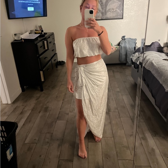 Show Me Your Mumu - wrap me up skirt with matching top, sold as a set - Picture 2 of 2